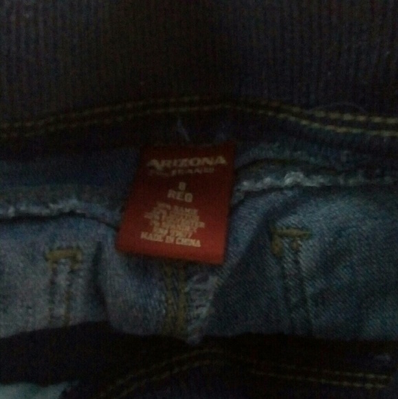 Shorts - Picture 3 of 3